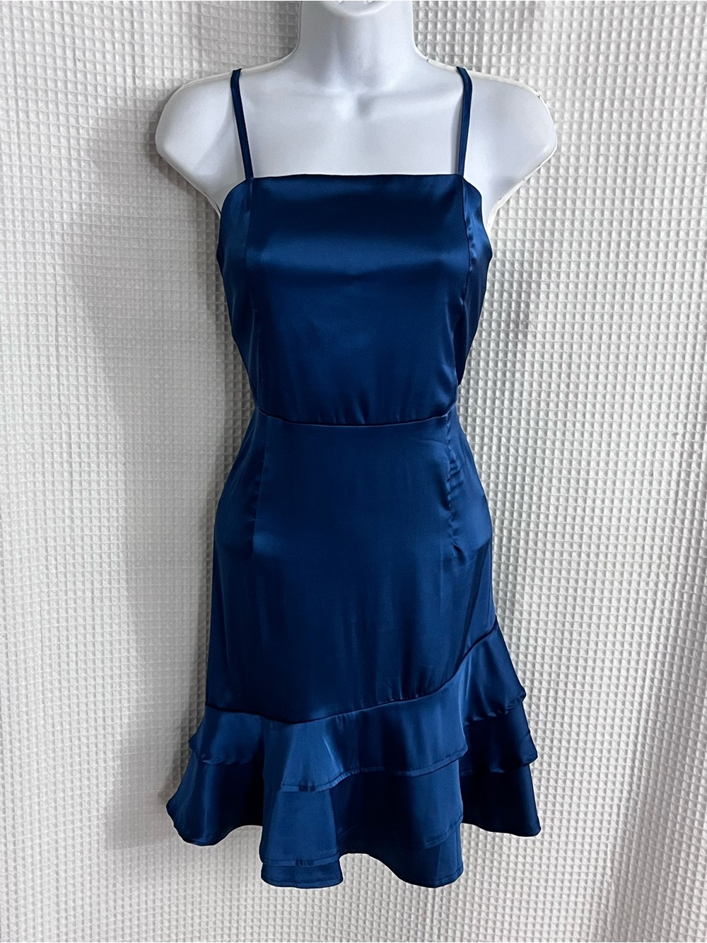 Lyaner ladies Satin Navy Spaghetti-Strap Ruffle Hem Mini Dress size medium